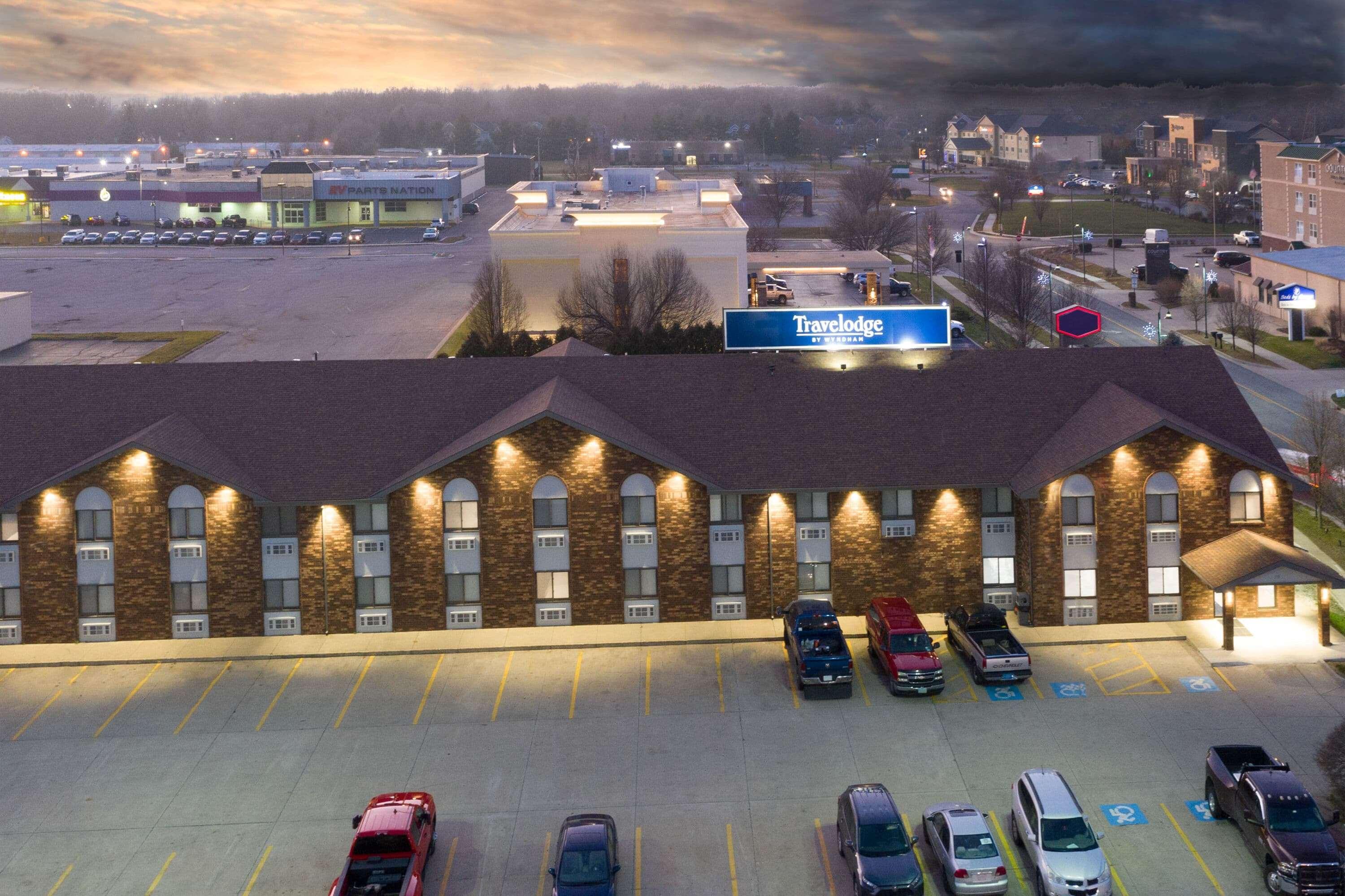 Travelodge By Wyndham Elkhart Ngoại thất bức ảnh